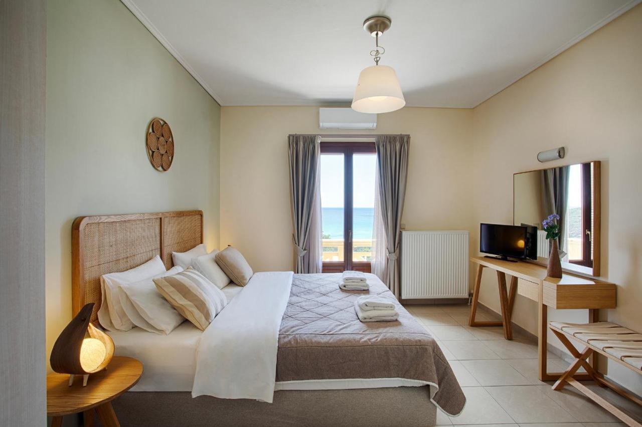 Aithra -agios Petros Andros Gavrio