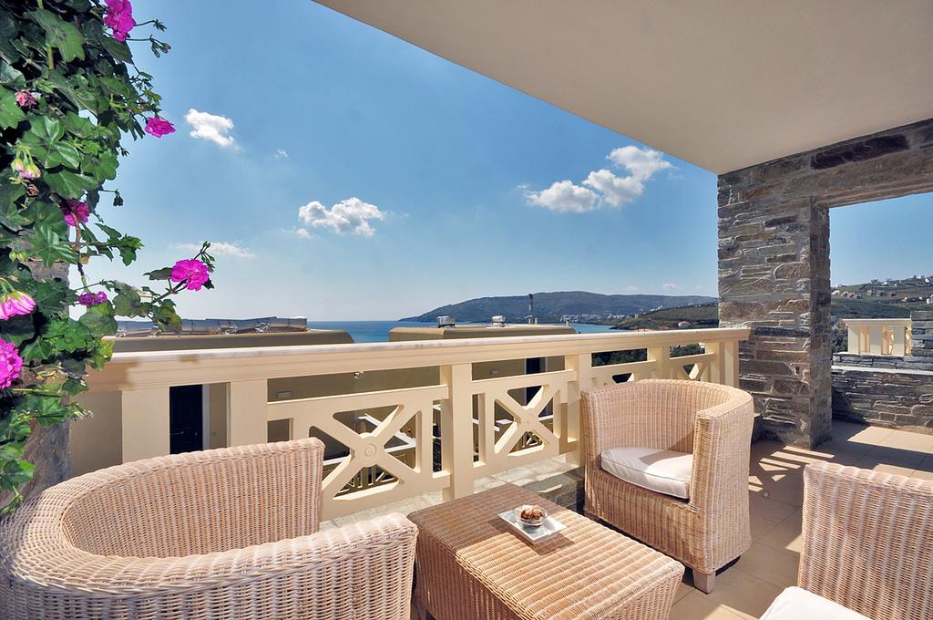 Aithra -agios Petros Andros * Gavrio